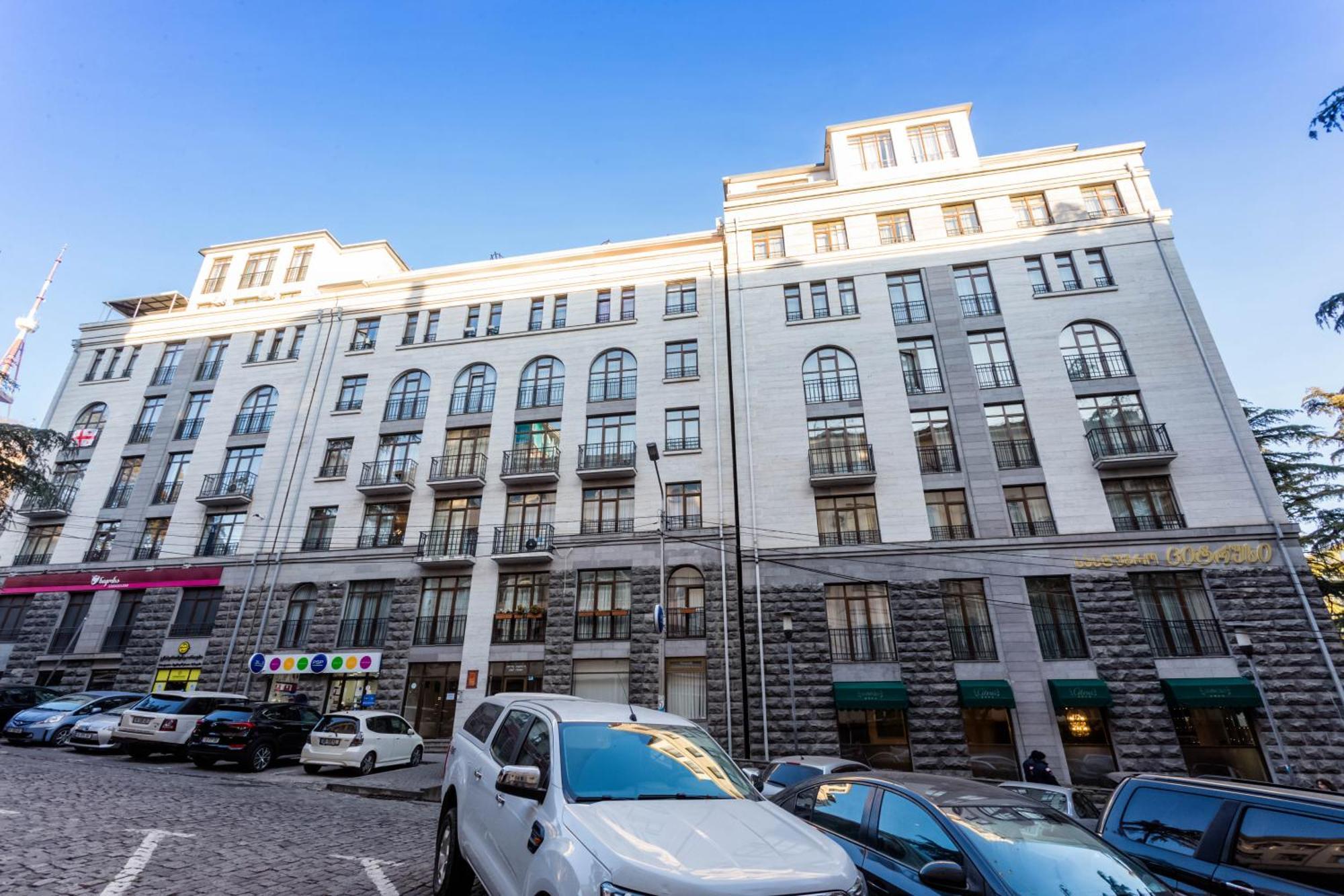 Two Bedroom Apartment In The City Center Tbilisi Exterior photo